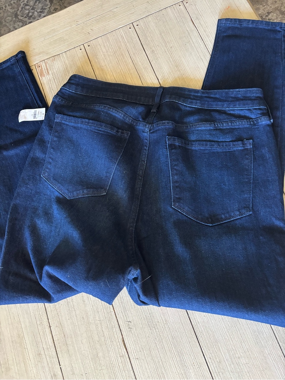 Women's Old Navy High Rise WOW Super Skinny Jeans ~ Size 16 ~ NWT - Picture 4 of 4